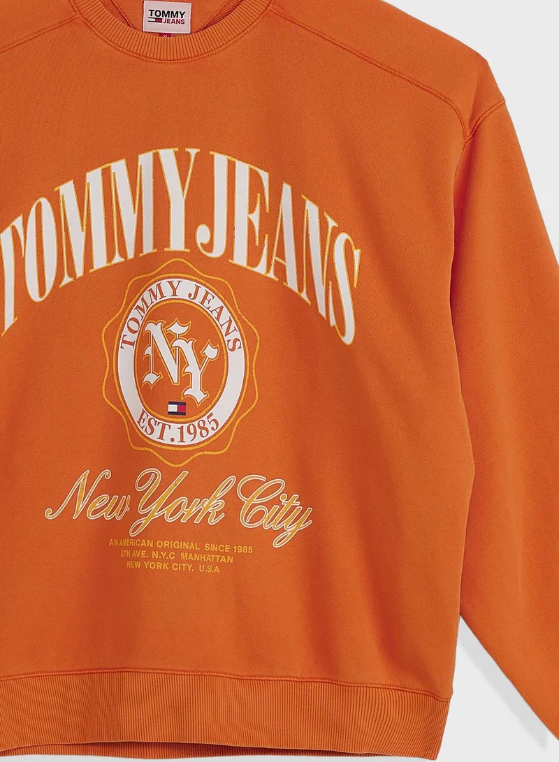 TOMMY JEANS Graphic Sweatshirt