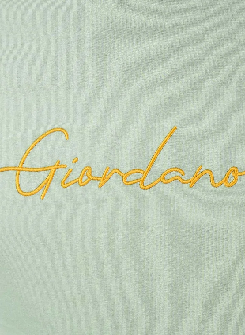 GIORDANO Men's Cotton Crewneck Tee with Signature Print