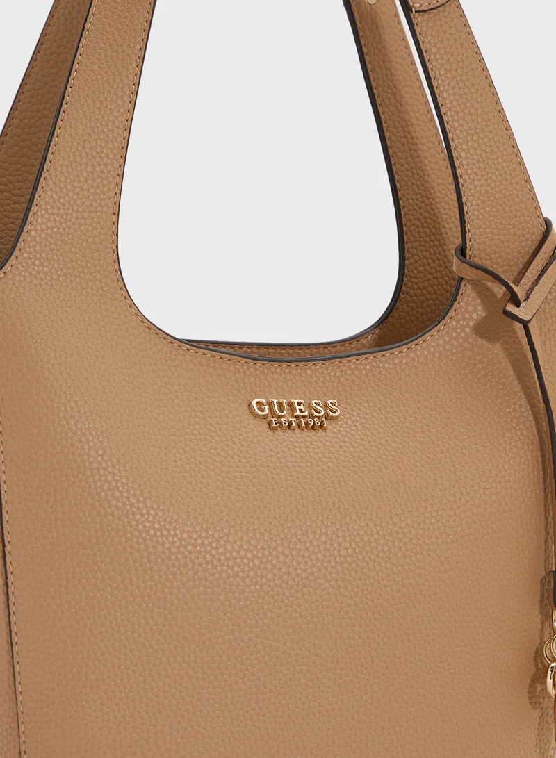 جس Helina Tote