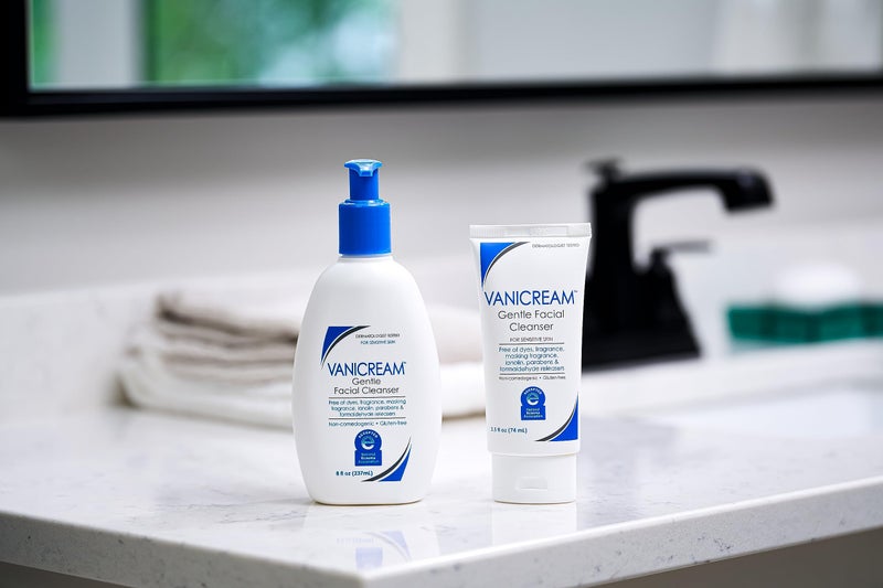 Vanicream منظف وجه لطيف من فانيكريم، 2.5 أونصة سائلة، مص formulated بدون مهيجات شائعة للبشرة الحساسة، يزيل المكياج والأوساخ والزيوت الزائدة، غير كوميدوغينيك، غسول وجه متوازن الرقم الهيدروجيني - Image 5