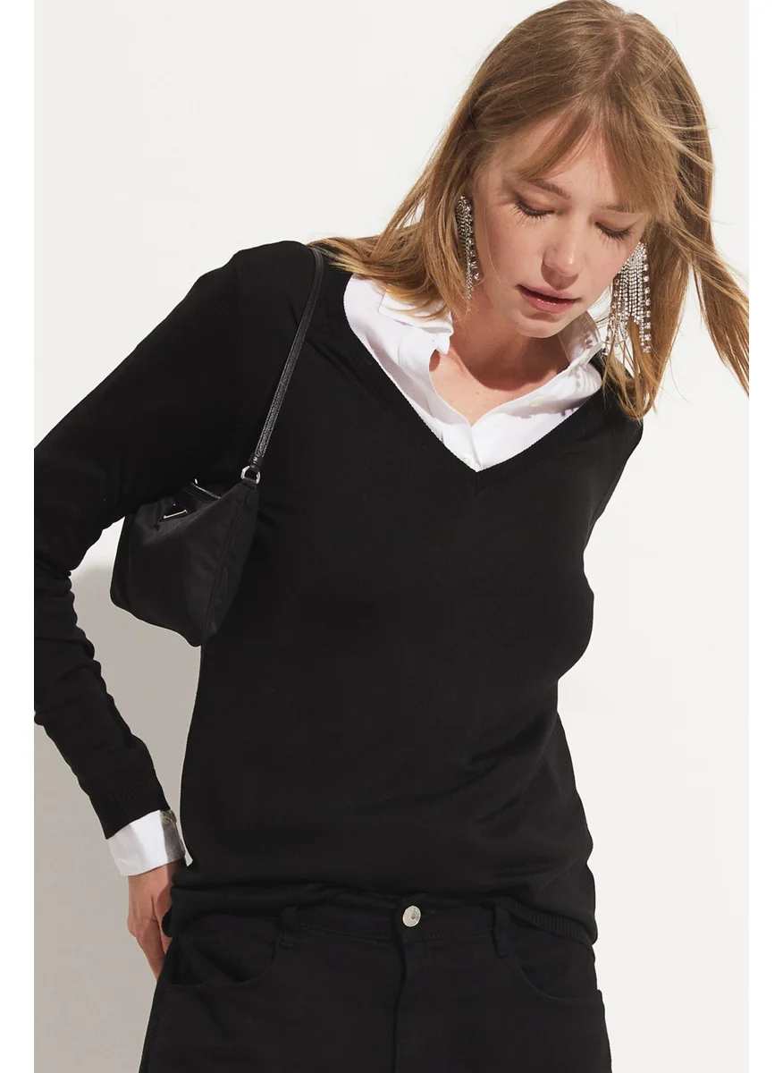 جون V-Neck Women's Knitwear Sweater