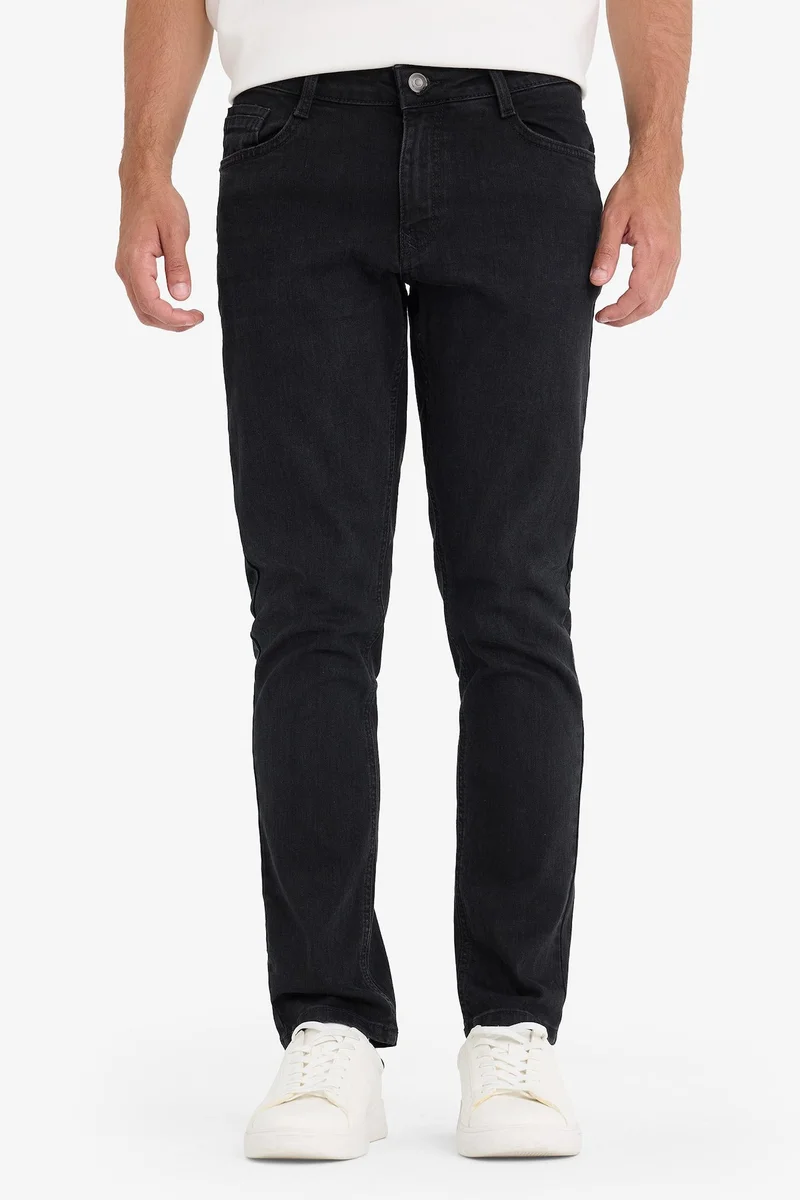 Defacto  Pedro Slim Fit Regular Waist Skinny Leg Jeans for Men | Best Price UAE
