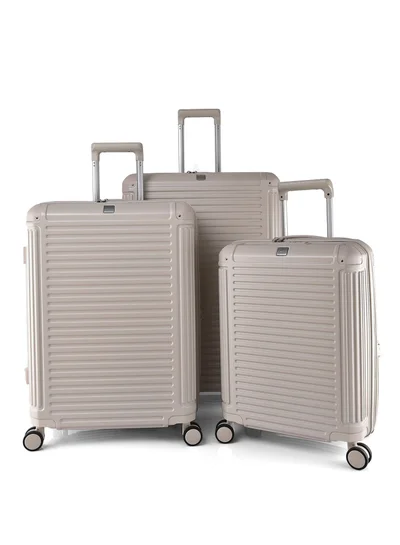 MAGELLAN Travel bags set of 3 pieces from Magellan, Hard 28-24- 20- inch, light weight, 4 wheel