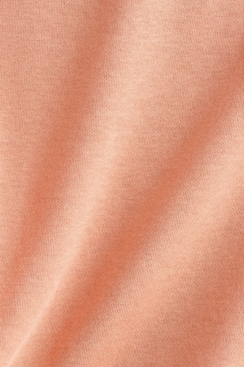 اتش اند ام بلوزة بطبعة مميزة