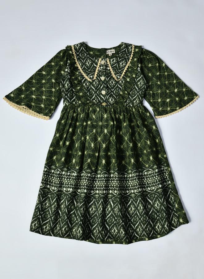 بيلا مودا فستان قطن بطبعات شاملة من بيلا مودا مع أكمام ثلاثة أرباع وزينة دانتيل - Image 5