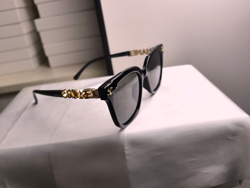 0748 Trendy Women's Square Black Eyeglass Frame - Prescription Compatible, UV400 Protection