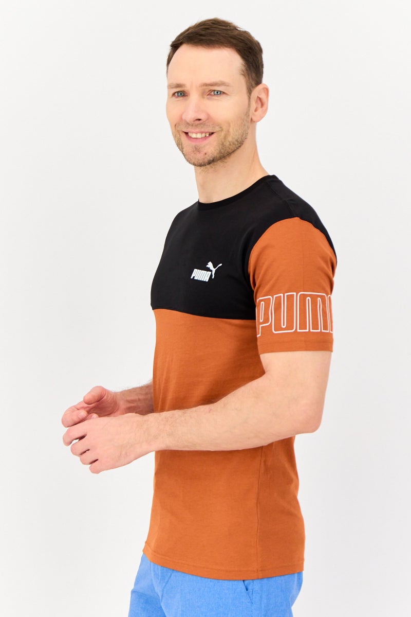 PUMA تي شيرت رجالي بقصة مريحة بأكمام قصيرة بطباعة العلامة التجارية، متعدد الألوان - Image 2
