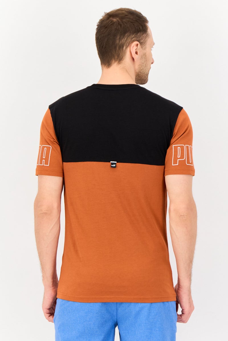 PUMA تي شيرت رجالي بقصة مريحة بأكمام قصيرة بطباعة العلامة التجارية، متعدد الألوان - Image 4