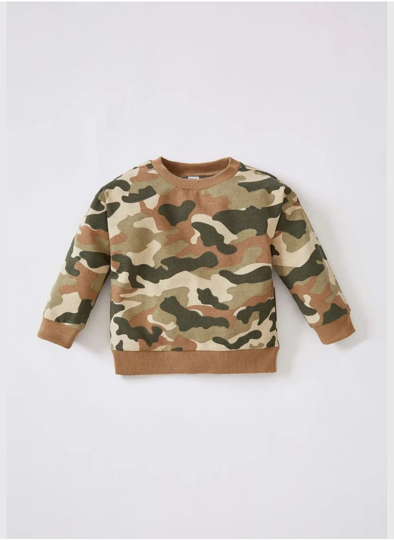 DeFacto Regular Fit Camo Print Sweatshirt