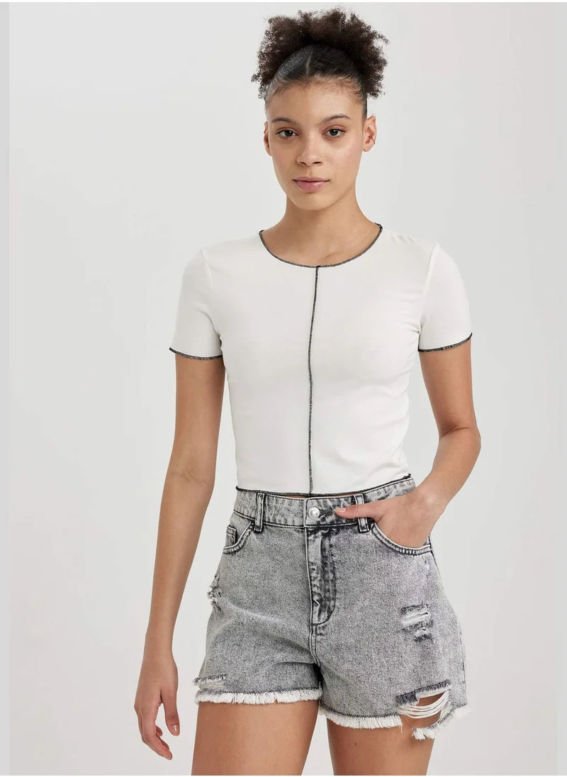 ديفاكتو Woman Knitted Short Sleeve T-Shirt