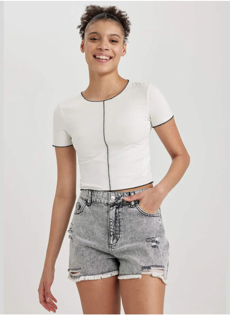 ديفاكتو Woman Knitted Short Sleeve T-Shirt