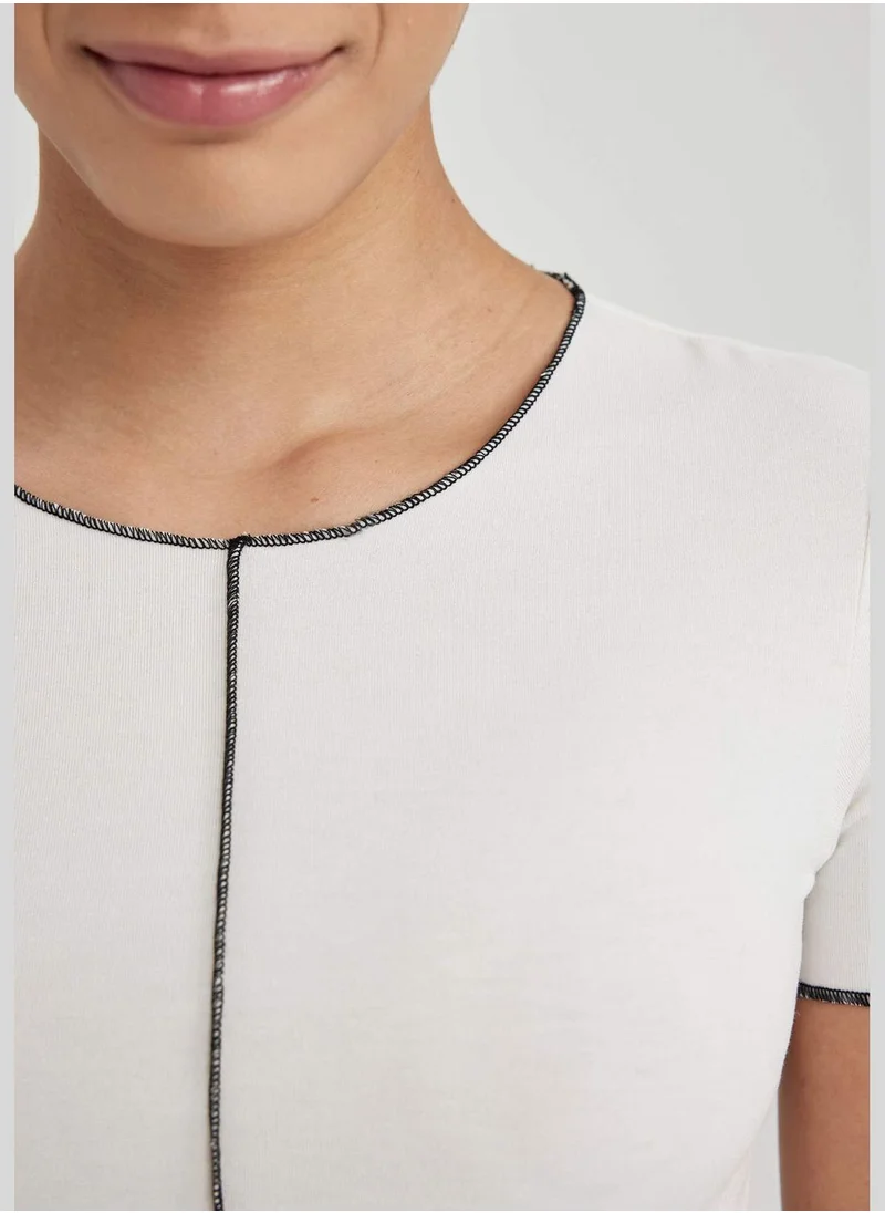 ديفاكتو Woman Knitted Short Sleeve T-Shirt