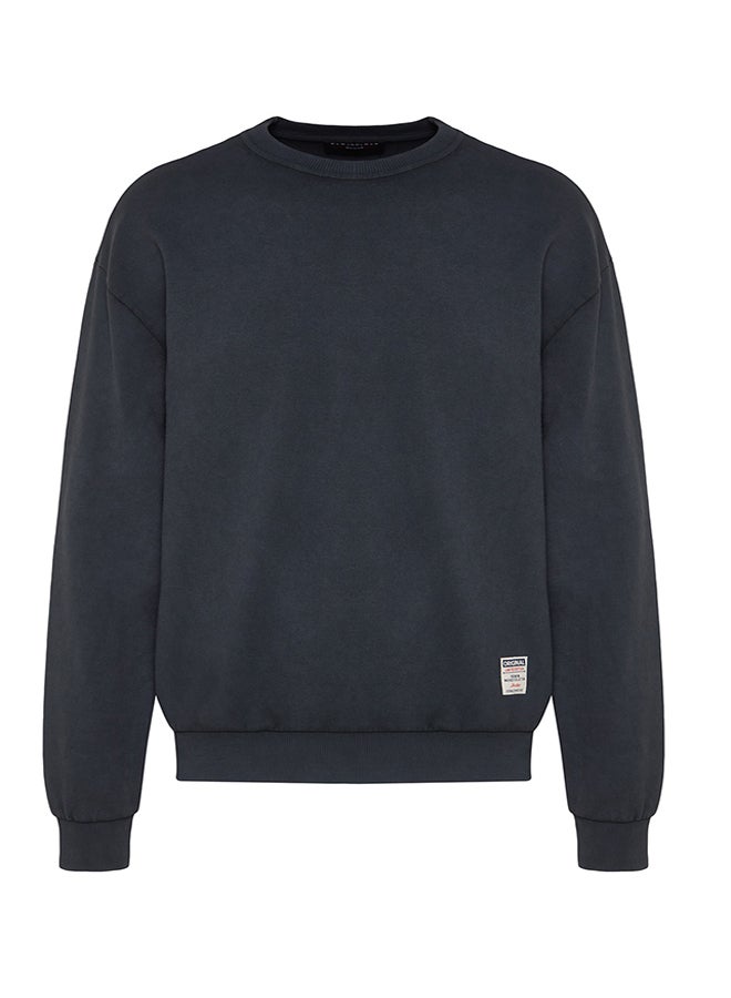 trendyol Men's Limited Edition Basic Relaxed Fit Wash-Effect 100% Cotton Sweatshirt. - Image 5