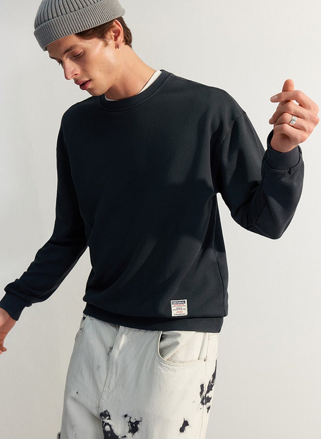 trendyol Men's Limited Edition Basic Relaxed Fit Wash-Effect 100% Cotton Sweatshirt. - Image 1