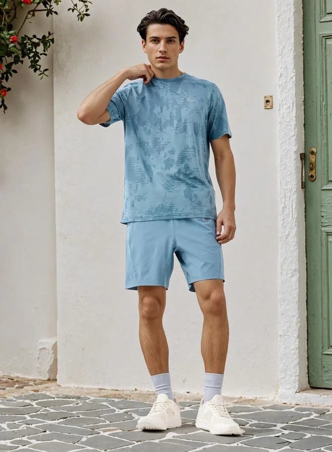 كابا تيشيرت كابا بأداء مزخرف وياقة دائرية