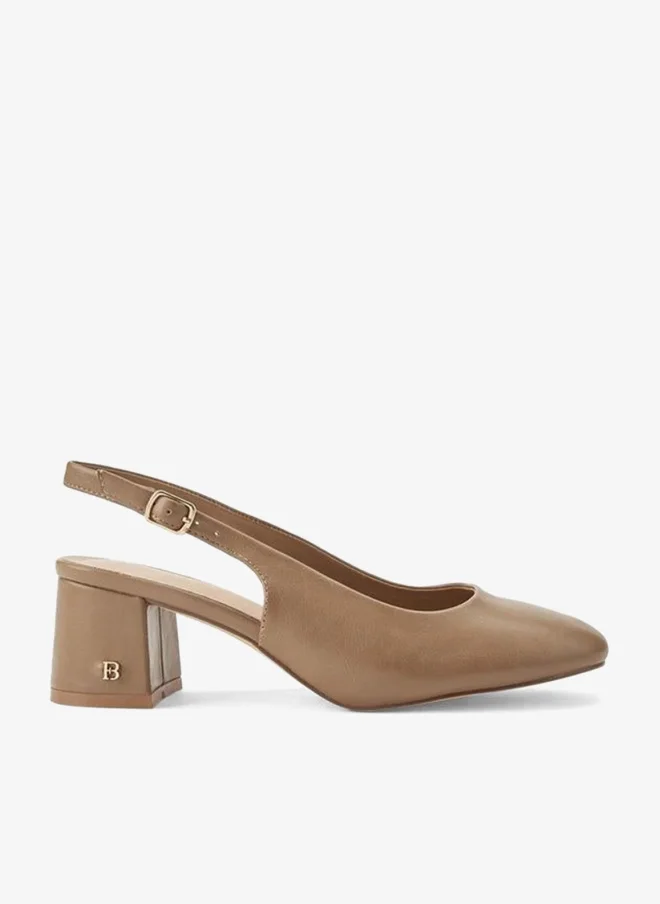 Women's Block Heel Buckle Closure Shoes