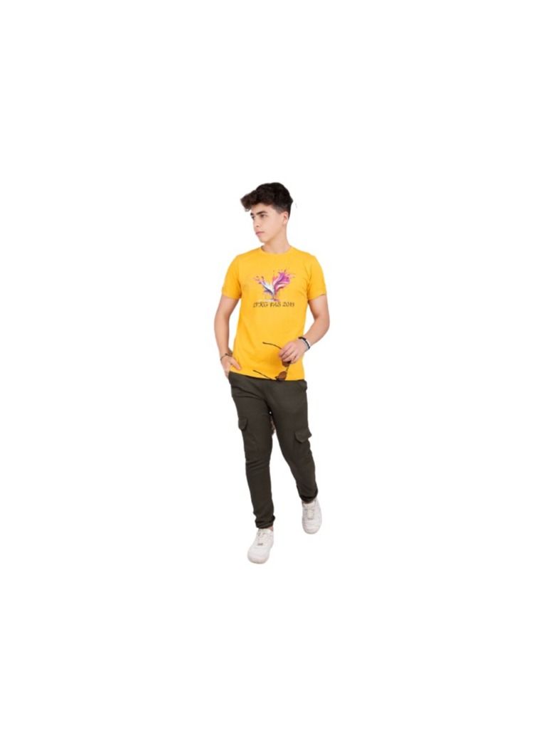 A confusing boy's Karamish set consisting of a yellow Tshirt and olive pants 