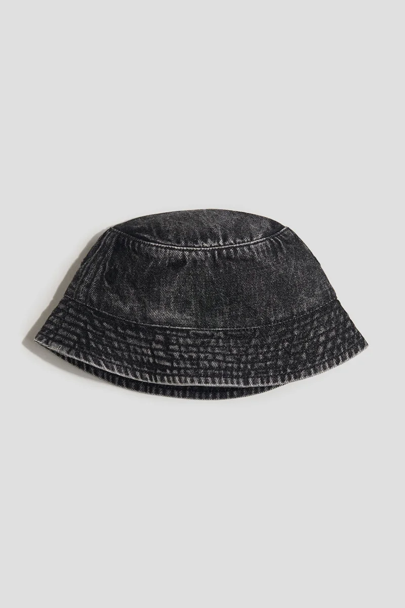 H&M Bucket hat