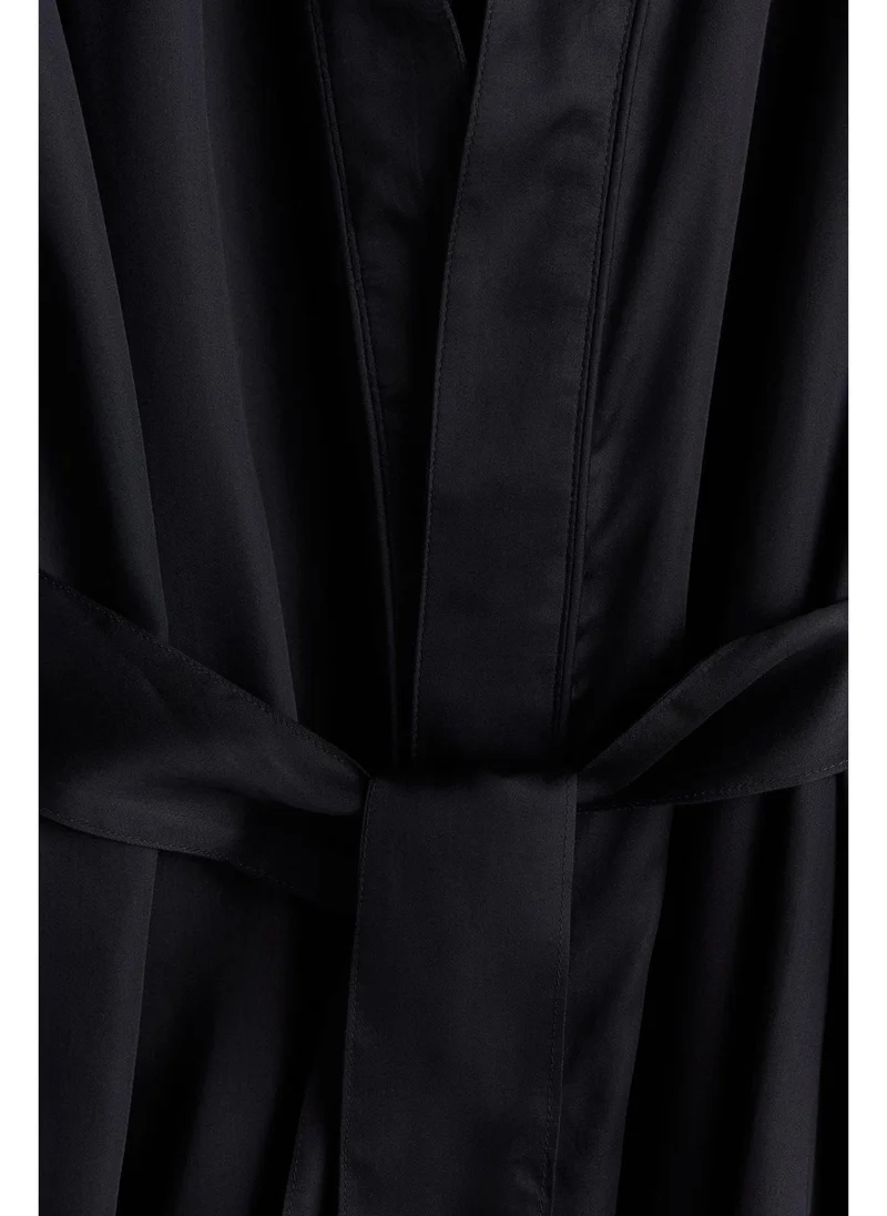 H&M Satin dressing gown