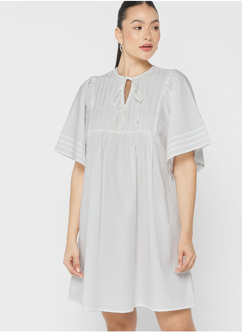 VERO MODA Keyhole Neck Tie Detail Dress