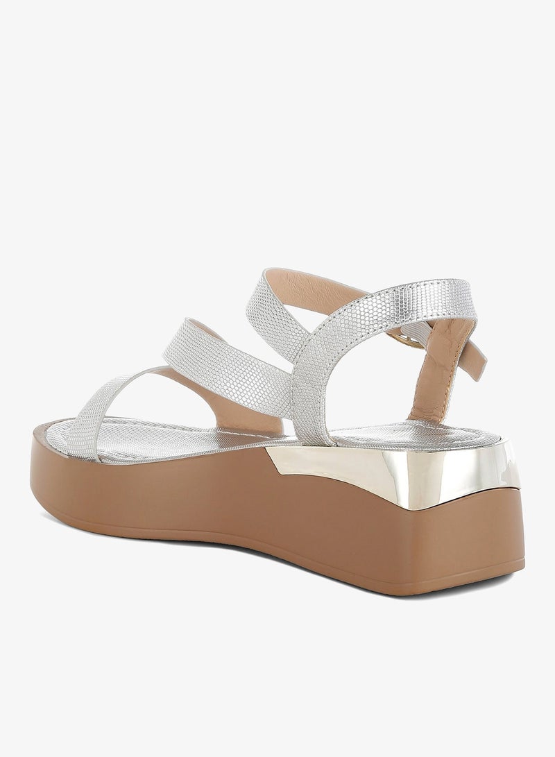 London Rag Chunky Flatform Sandals in Silver - Image 3