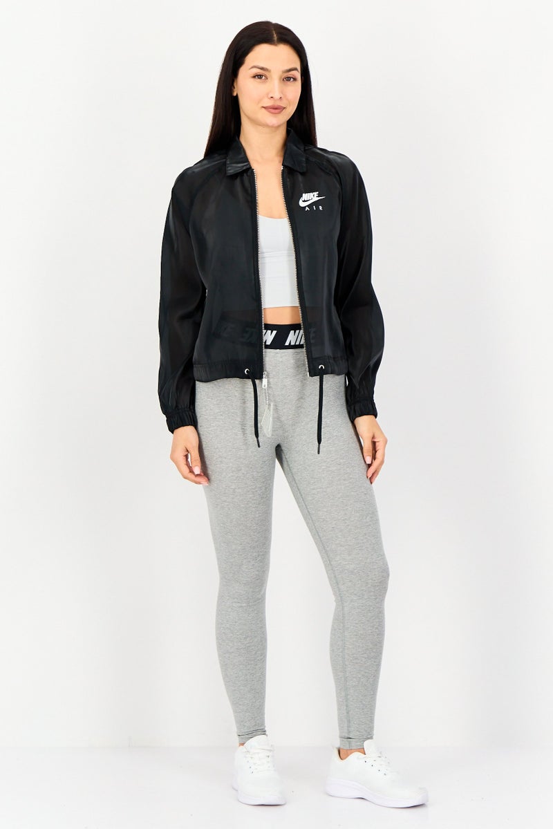 Nike جاكيت نسائي فضفاض للجري مقاوم للرياح، أسود - Image 4