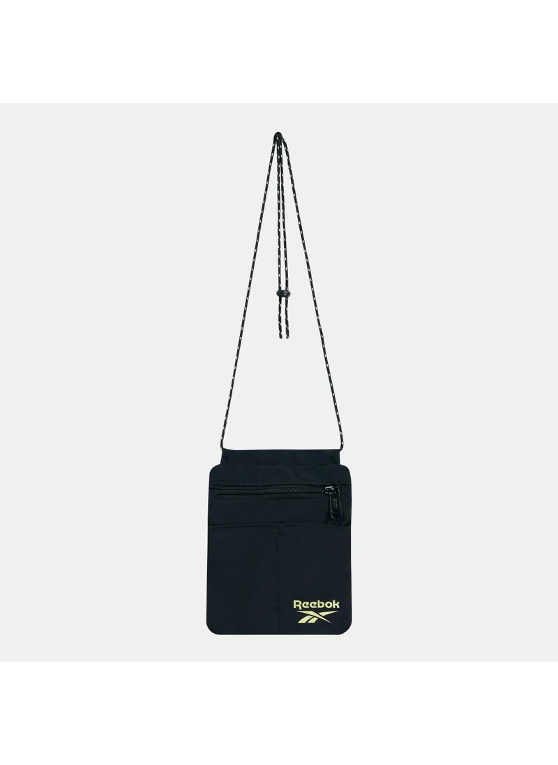 Reebok Classics Summer Retreat City Crossbody Bag
