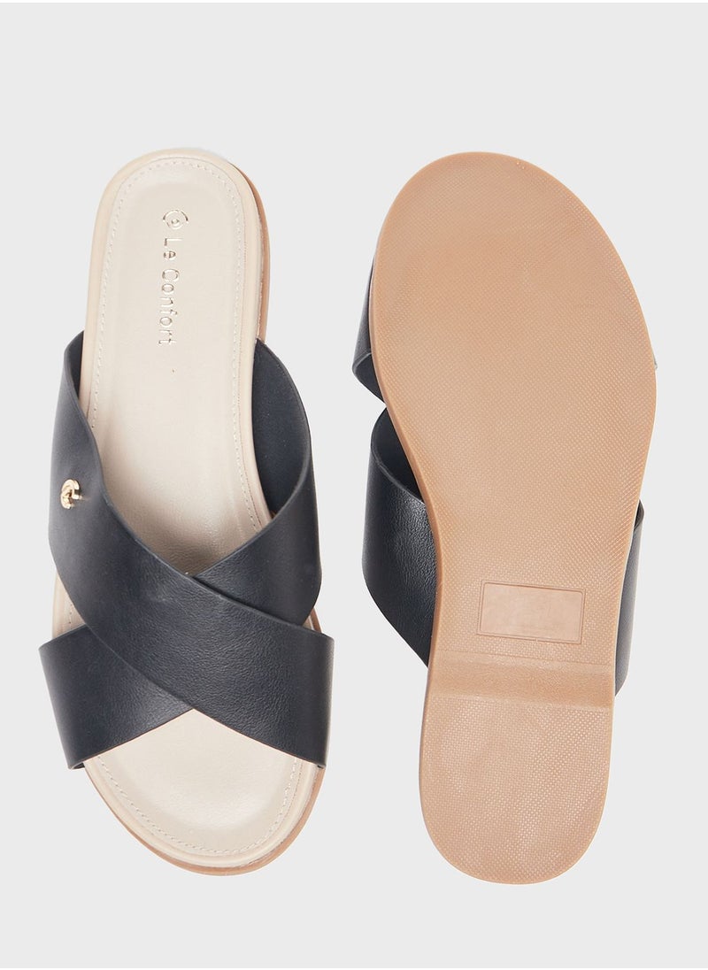 Le Confort - X Strap Sandals - Image 1