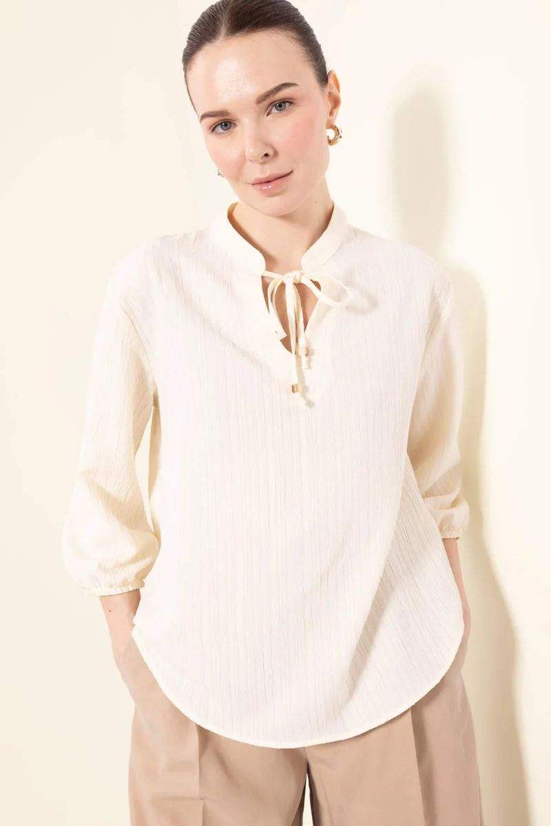 ديفاكتو Regular Fit Crew Neck Long Sleeve Blouse