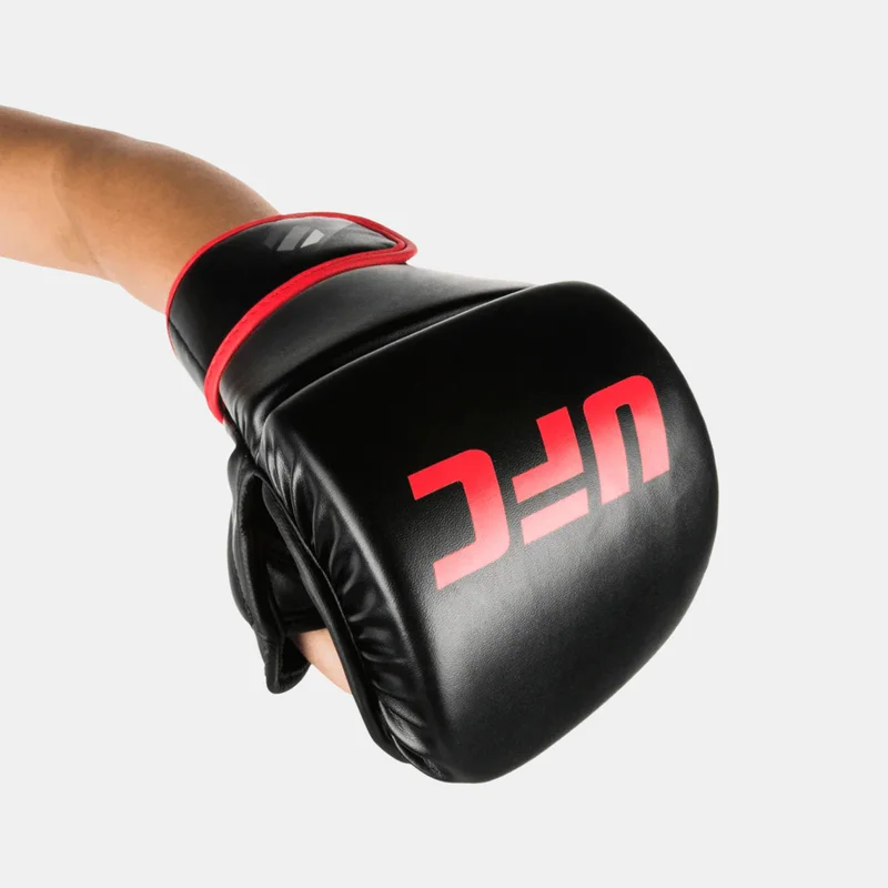 Ufc Contentder MMA Bag Glove (6oz.)
