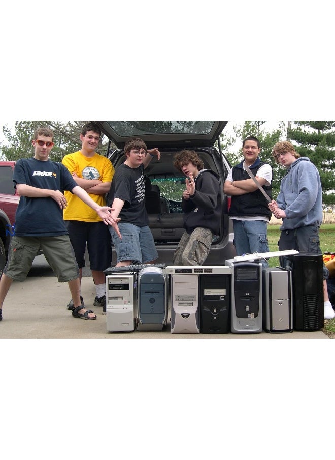 LAN Party: Inside the Multiplayer Revolution  - Image 4