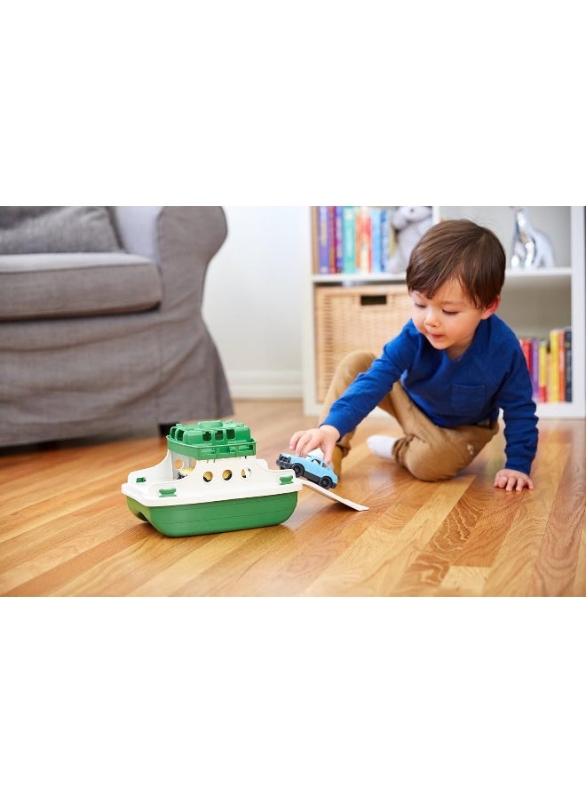 Green Toys Green Toys Ferry Boat Bathtub Toy, 10x6.6x6.3inch, Green/White  - Image 4