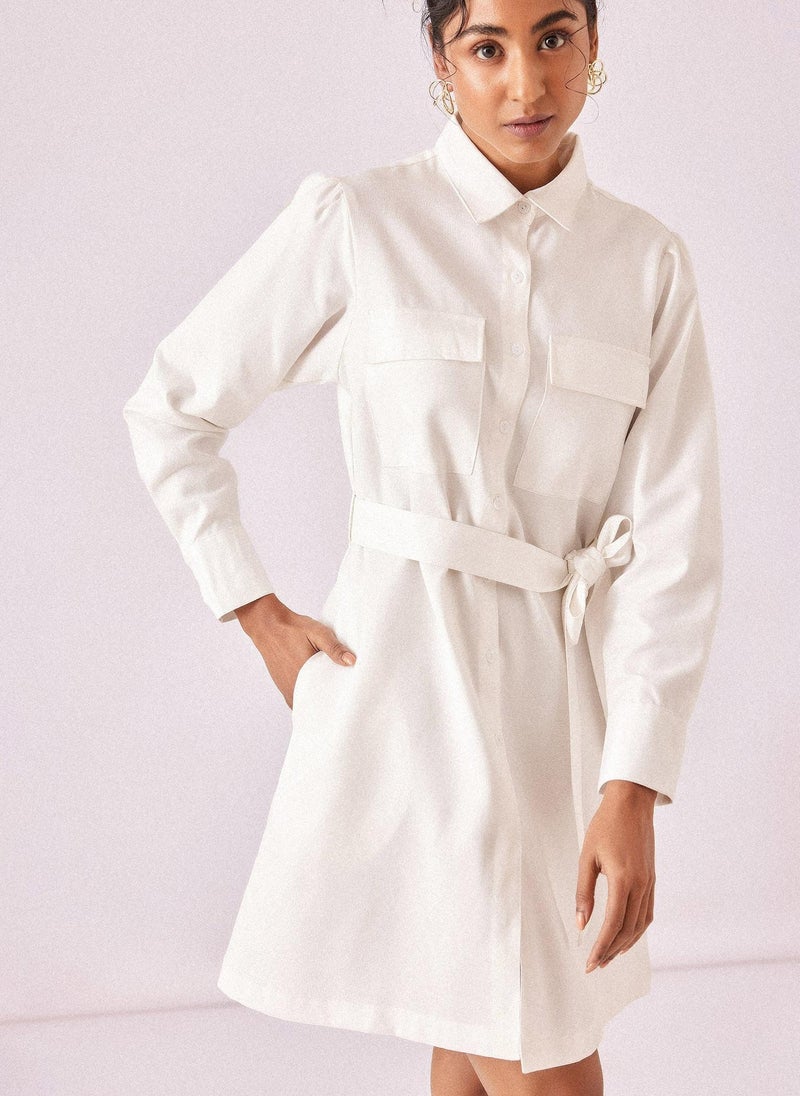 ذا ليبل لايف فستان قميص من شامبراي باللون الأبيض - Image 1