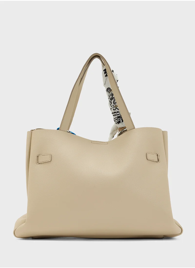 دكني Logo Bryar Satchels