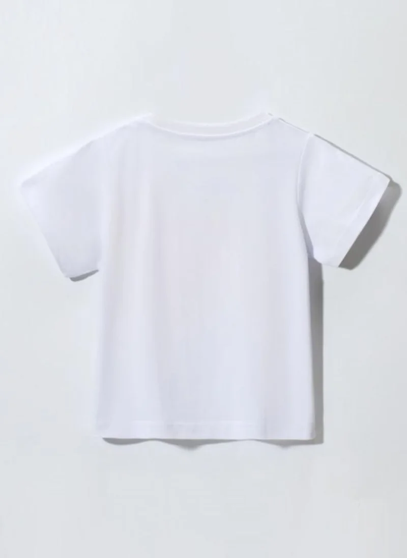 يونيكي White Printed  Round Neck T-shirt