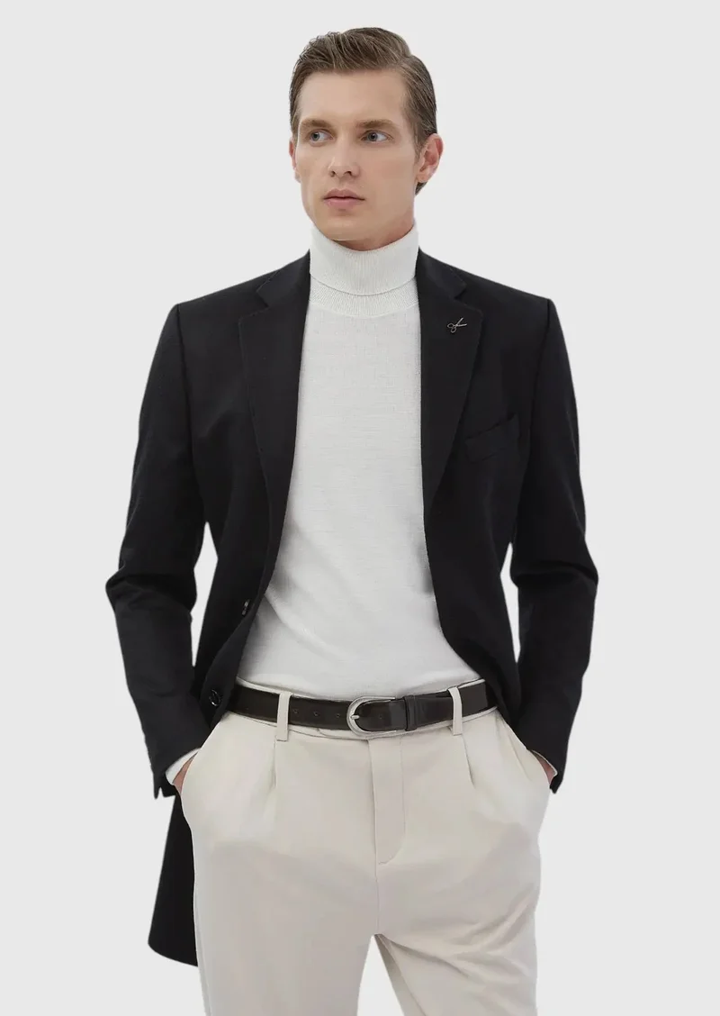 رامسي معطف أسود بقصة عادية وياقة فراشة ونسيج كلاسيكي