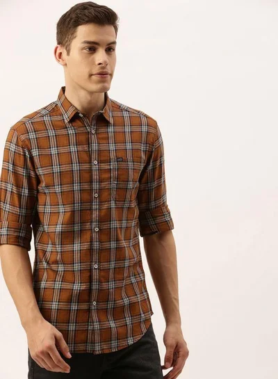 The Indian Garage Co Men Slim Fit Checkered Full Sleeves Spread Collar Casual Shirt