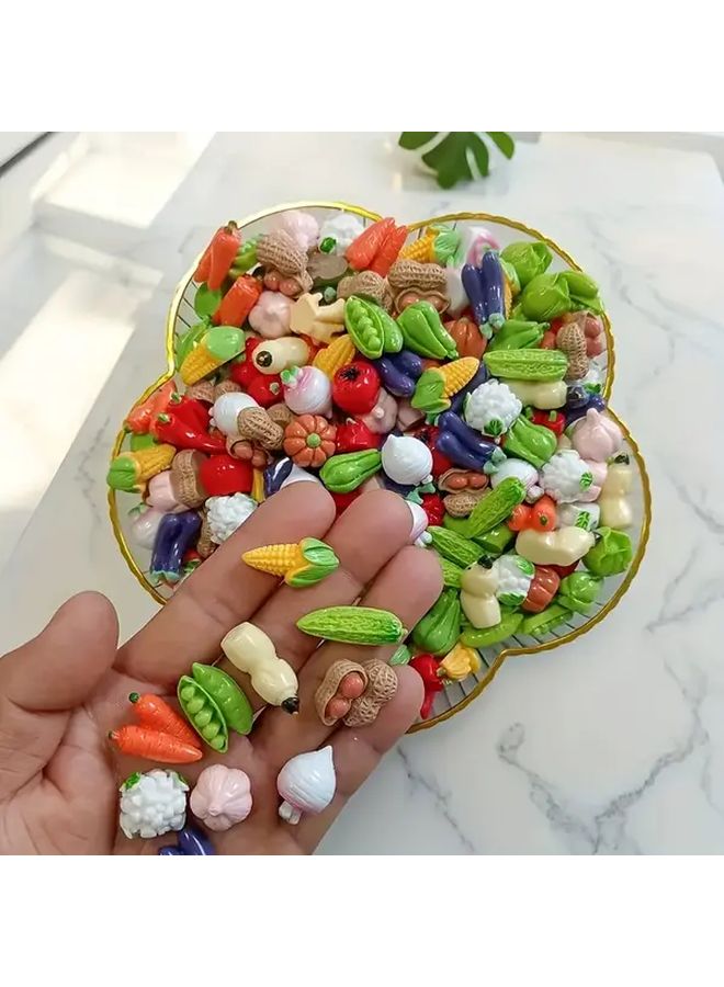 40 قطعة من خرز الفواكه والخضروات الواقعية، خرز حرفي غير سام من الراتنج بألوان زاهية، جزر، ذرة، فلفل، طماطم، خيار، خس، فاصوليا، بازلاء، بطاطس، بصل، ثوم، كرز، عنب، فراولة، تفاح، برتقال، موز، مانجو، أناناس، بطيخ، توت أزرق، توت أحمر، توت أسود، إجاص، خوخ، دراق، رمان، كيوي، أفوكادو. - Image 2