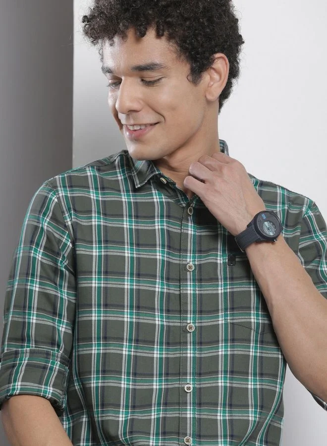 The Indian Garage Co Men Regular Fit Checkered Full Sleeves Cutaway Collar Casual Shirt