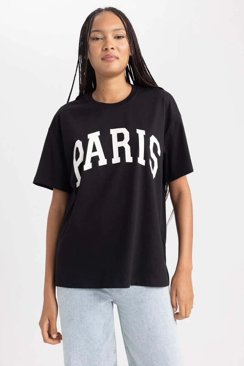 ديفاكتو Oversize Fit Crew Neck Short Sleeve T-Shirt