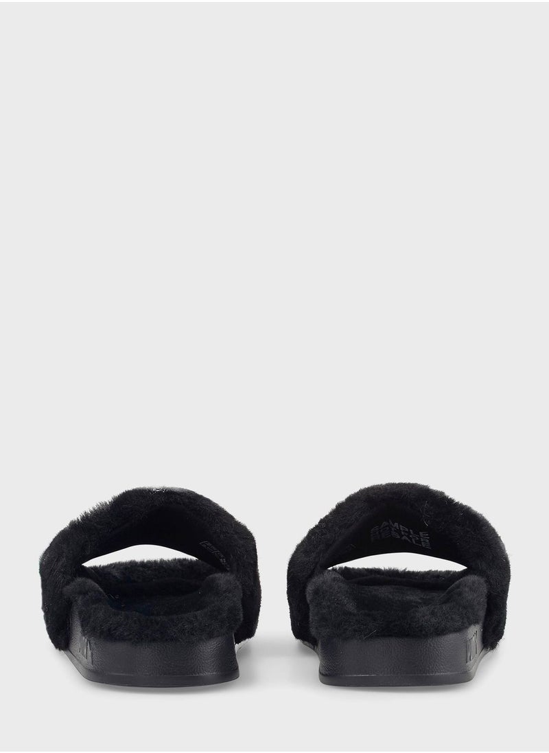 PUMA - Leadcat 2.0 Fuzz Women Sandals - Image 1