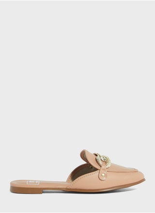 Cassandra Close Toe Slip Ons - pzsku/ZDCDE100B8231D2BF5C91Z/45/_/1710937334/4de6788e-8d82-4d8f-96f7-e8ce5b5545b4