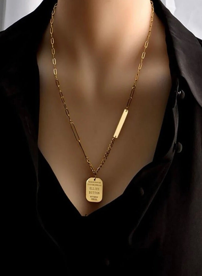 إيكوال سلسال نسائي فاخر مصنوع من الاستانلس ستيل مطلي باللون الذهبي عيار 18 - Image 1