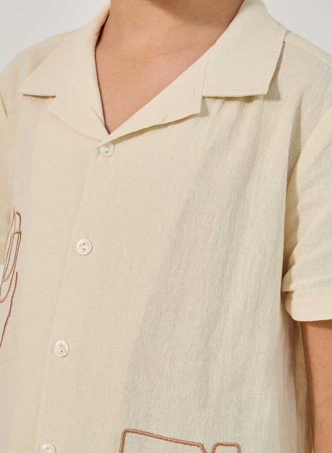 Styli Embroidered Detail Cotton Short Sleeve Shirt  - Image 4
