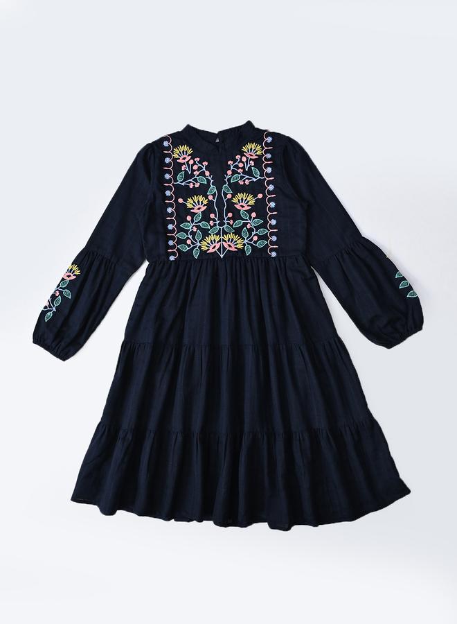 بيلا مودا فستان مطرز متعدد الطبقات - Image 2