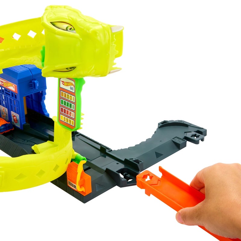 Mattel Games Mattel - Hot Wheels City Snake Spiral Attack Playset With 1:64 Car & Speed Snap Track - JBM63 - Image 2