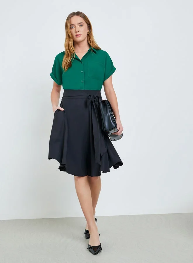 تايك تو بلوزة سادة بأكمام ممتدة قصيرة وجيب