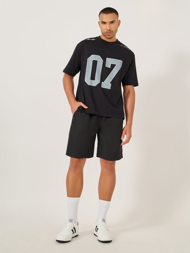 Styli Solid Knee Length Shorts with Drawstring - Image 2