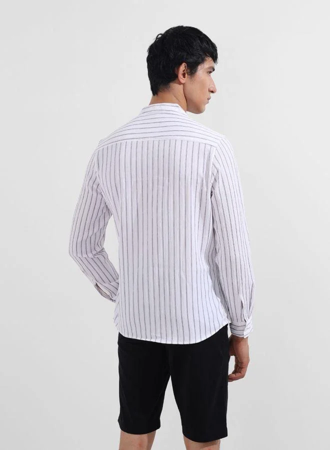 شركة المرآب الهندية Men Regular Fit Striped Mandarin Collar Full Sleeves Shirt