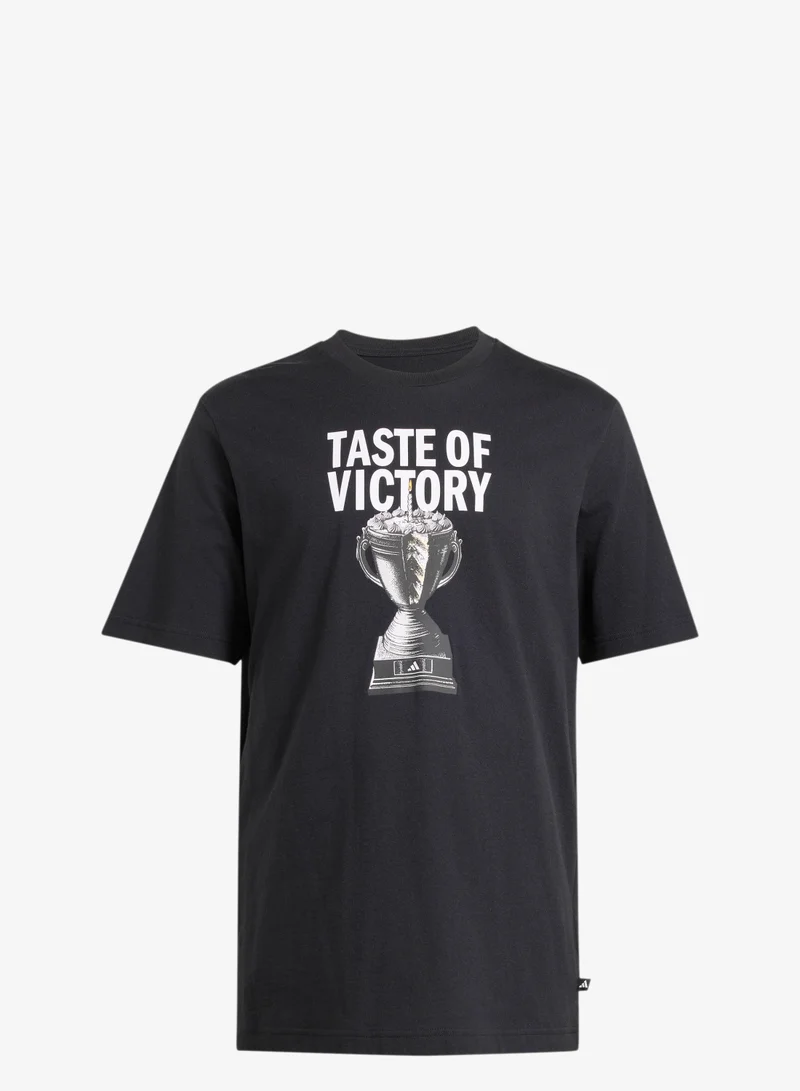 اديداس التيشيرت الجرافيكي Taste of Victory Cake